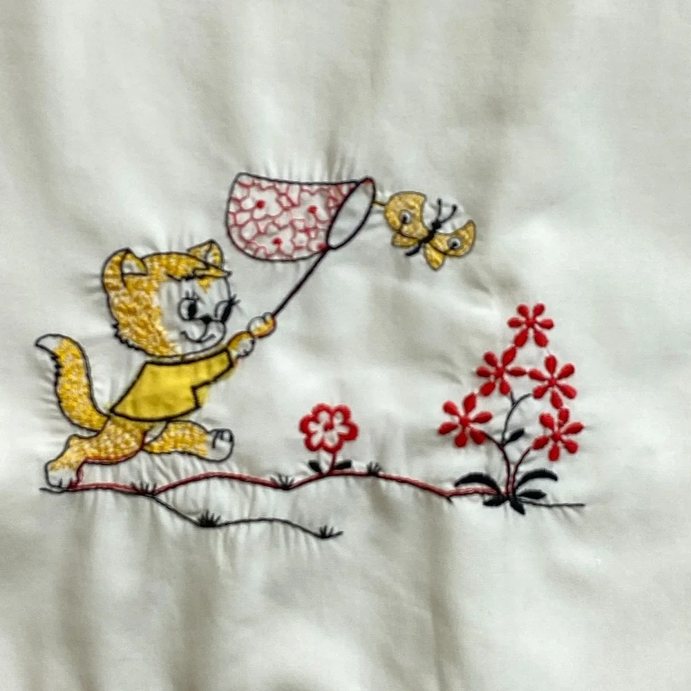 Vintage 80s Crib Flat Sheet‎ Pillowcase Embroidered Cat Kitten Yellow Applique